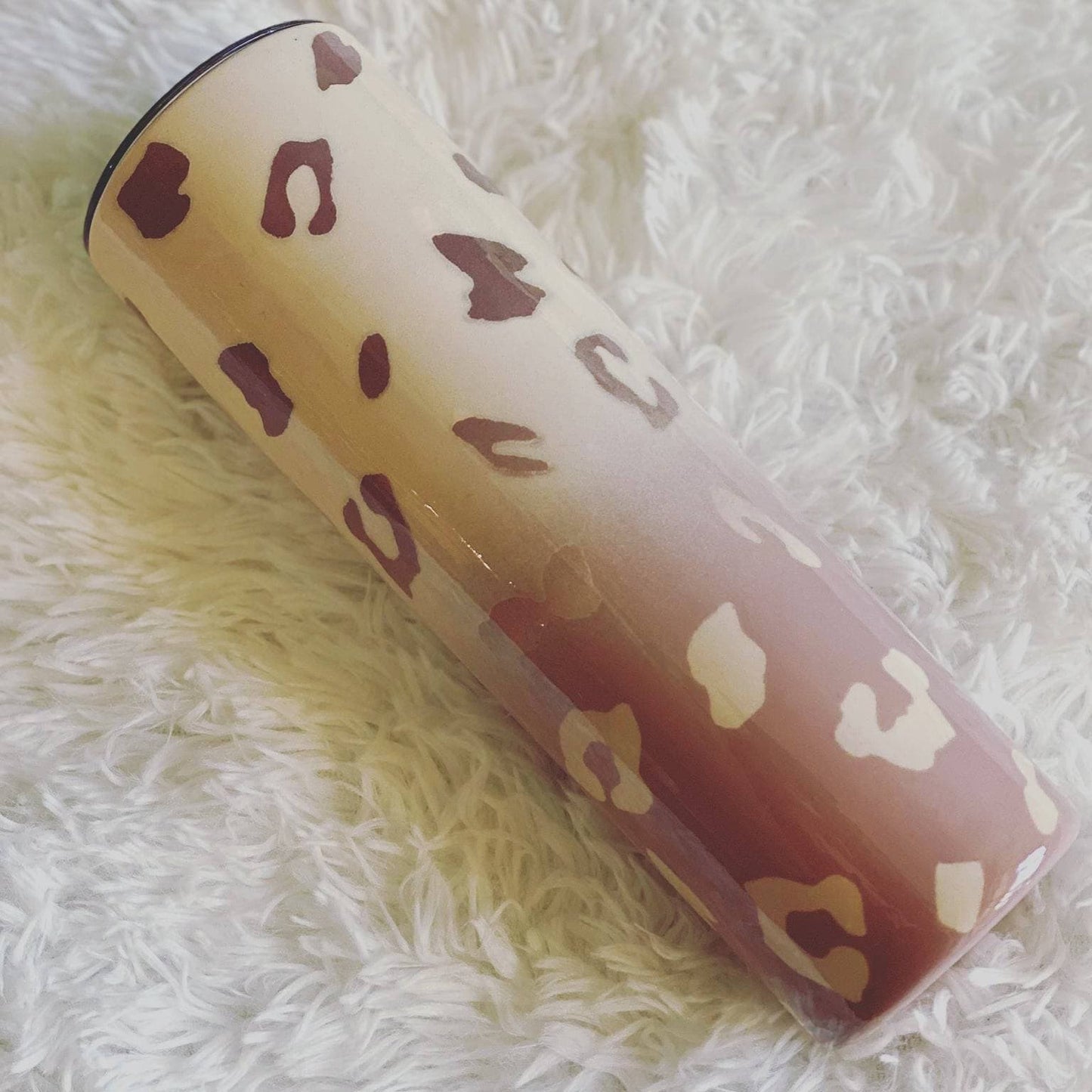 Two tone reversed color leopard tumbler